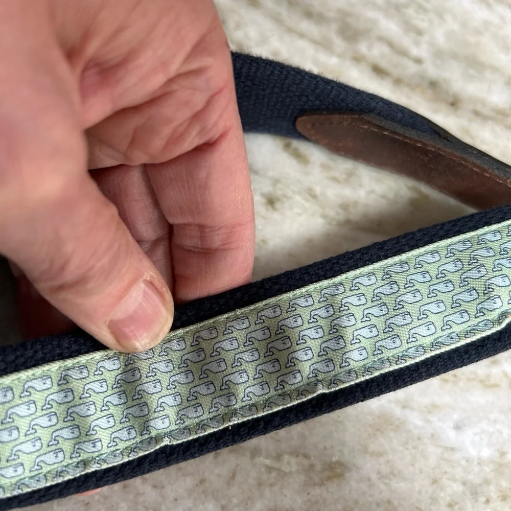 VINEYARD VINES BOYS CLASSIC CLUBHOUSE BELT GREEN WHALES SZ 30